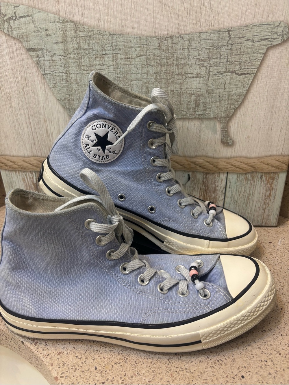 Converse size M7.5 W9 Chuck Taylor All Star Pro Hi Skateboard Shoe